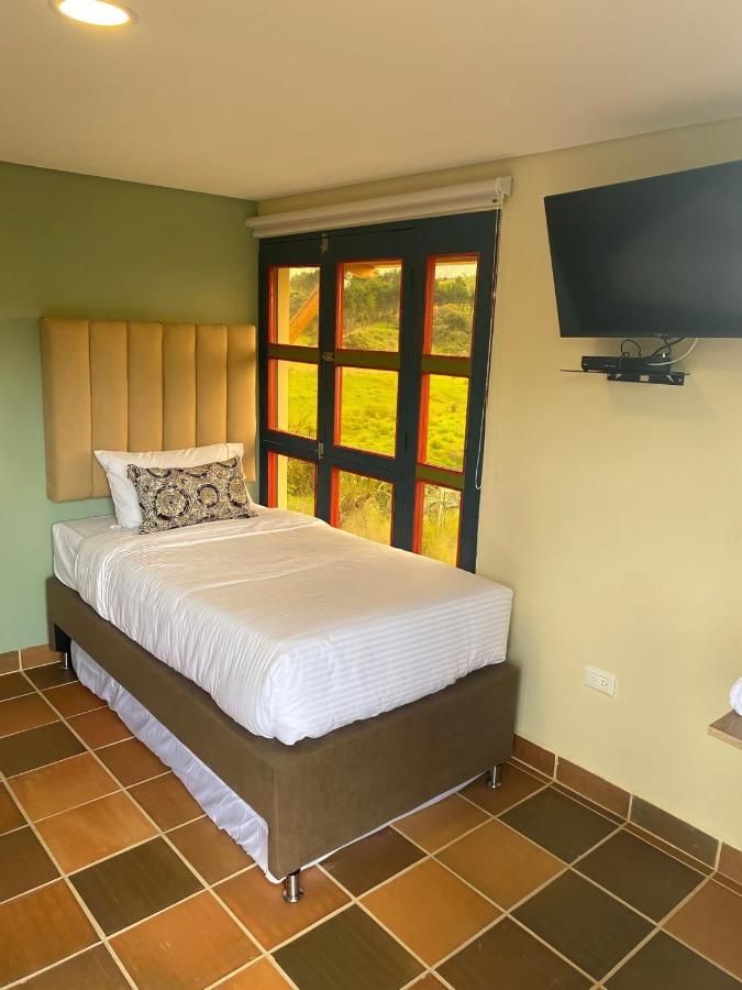 Hotel Bambu Guatapé Екстериор снимка